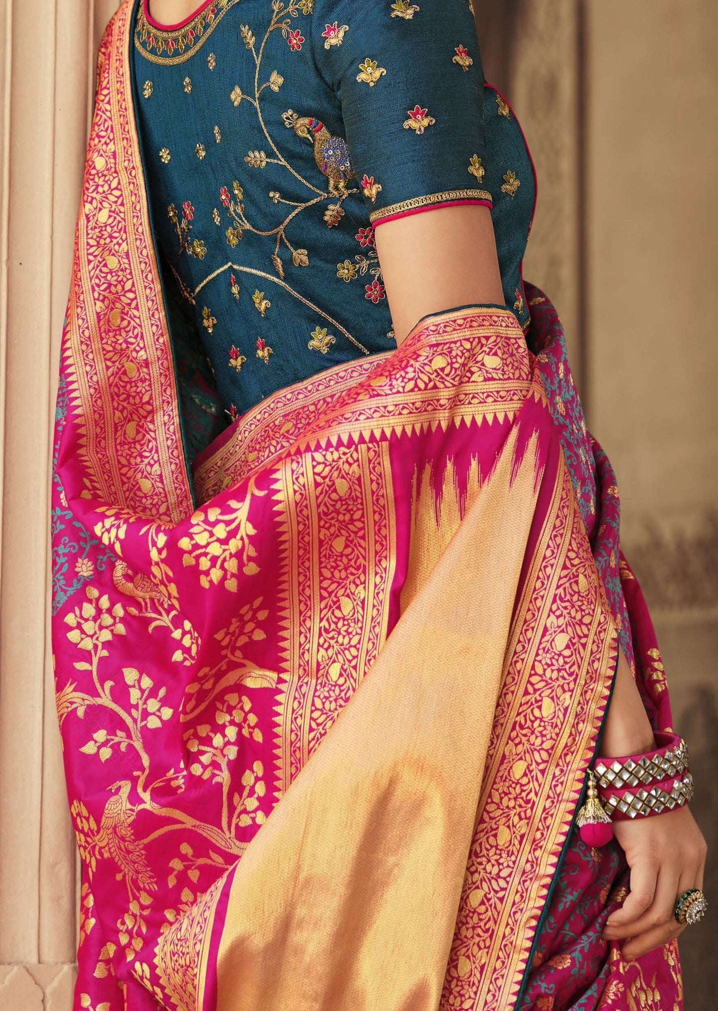 Pure Banarasi Silk Handloom Saree (Red & Pink)