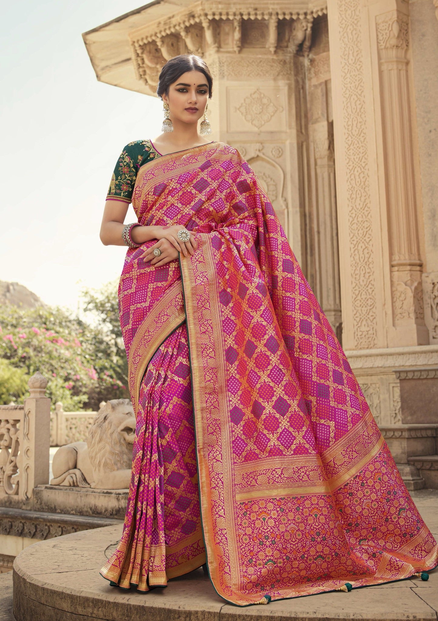 Pure Banarasi Silk Magenta Pink Handloom Saree (with Hand Work)