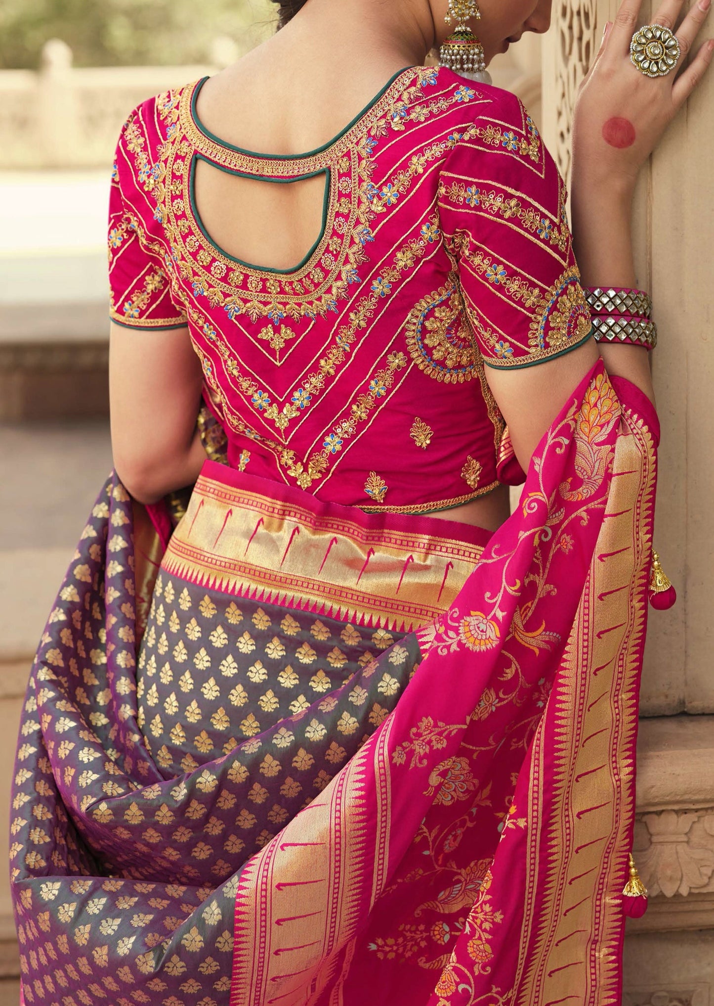 Pure Banarasi Silk Handloom Saree (Grey & Pink)