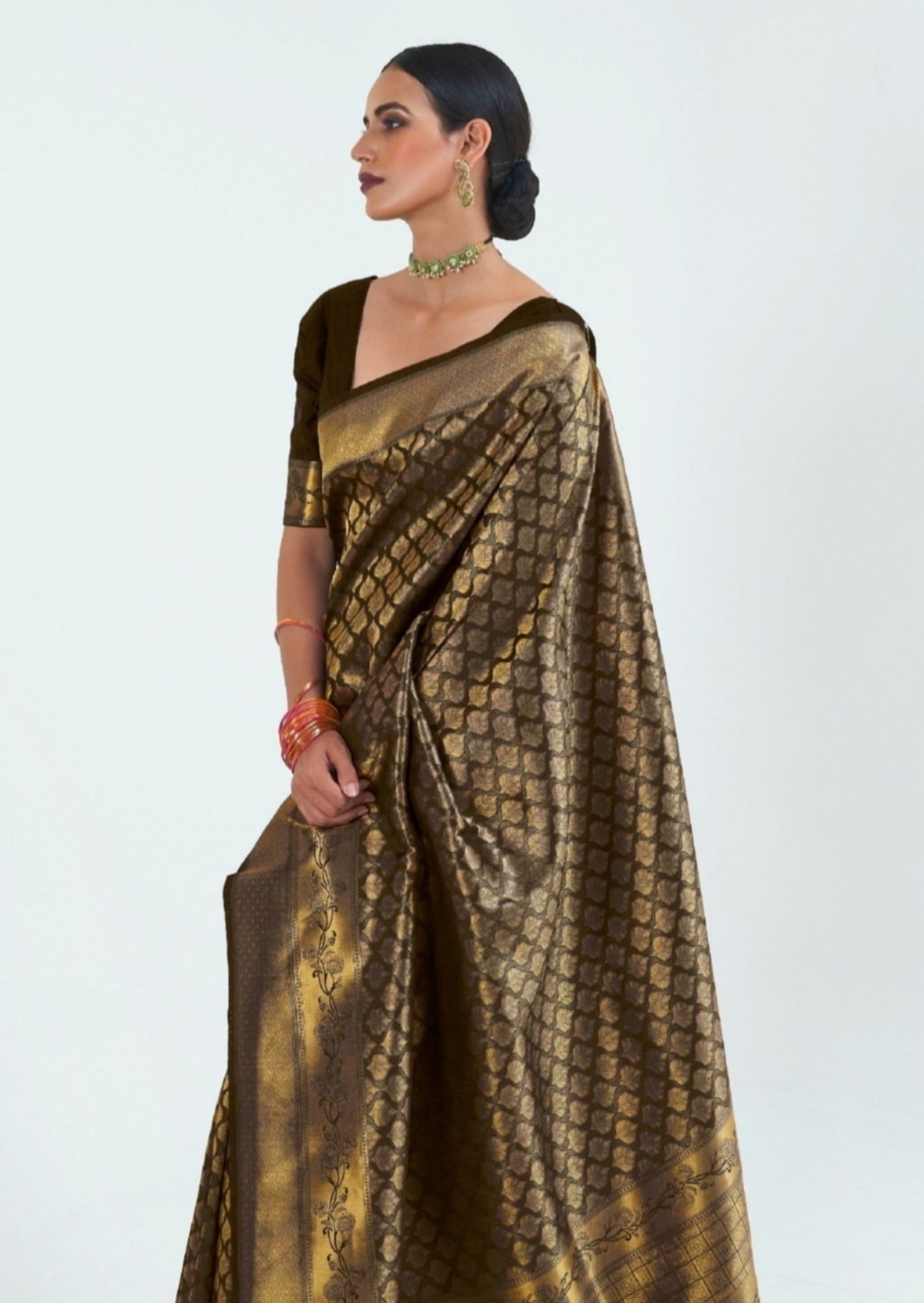 Pure Kanjivaram Silk Handloom Saree (Black)