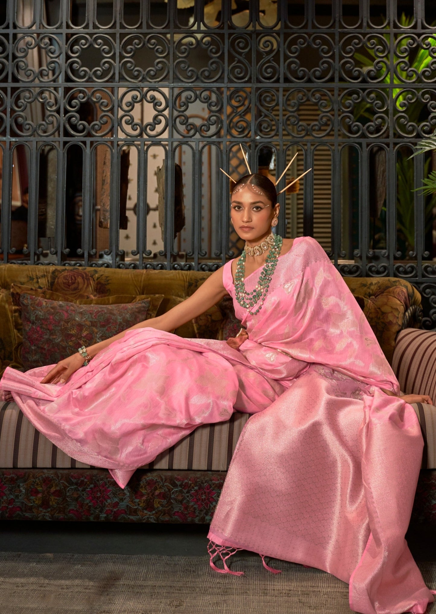 Pure Handloom Weaving Pink Banarasi Silk Zari Saree