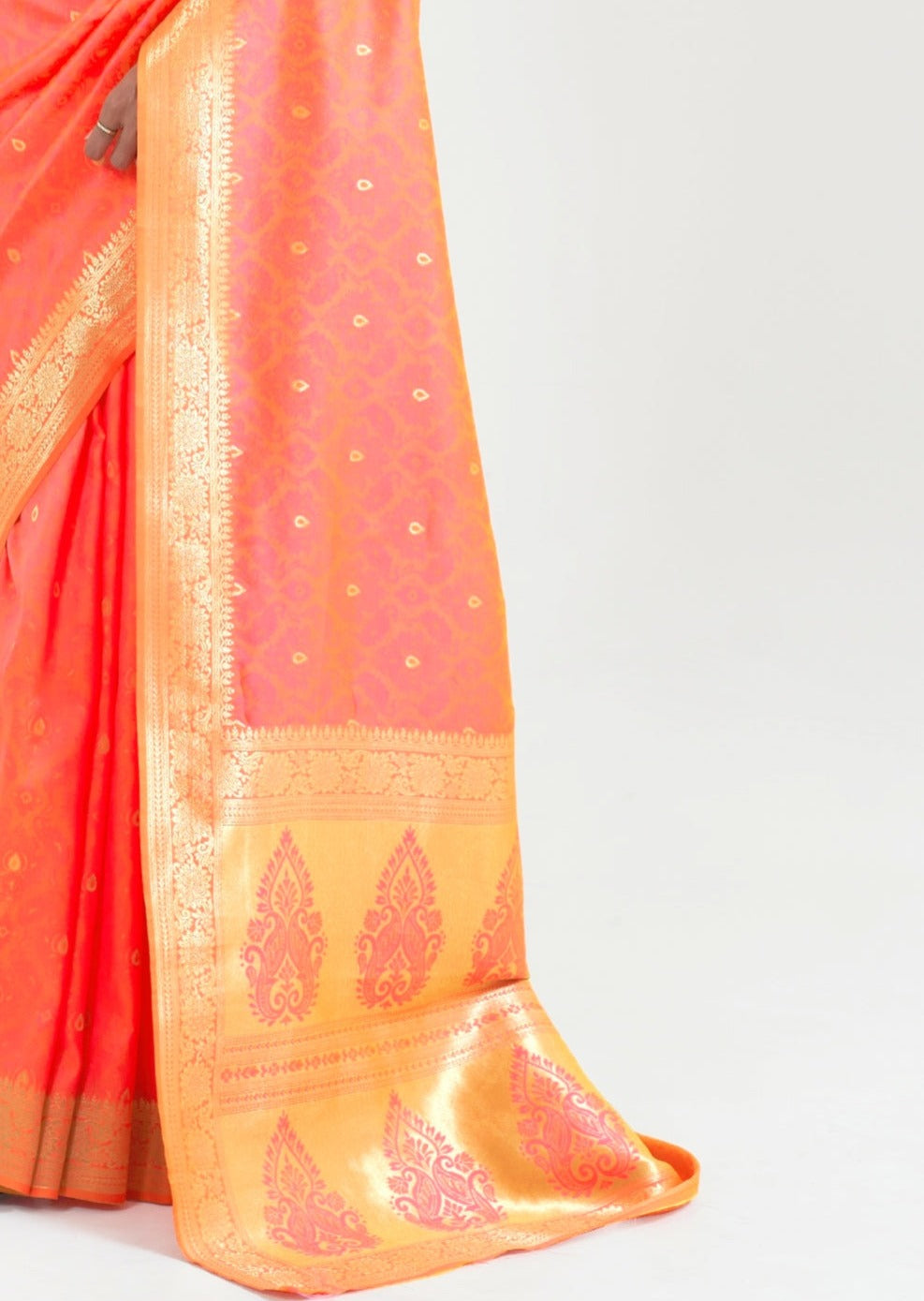 Silk saree pallu