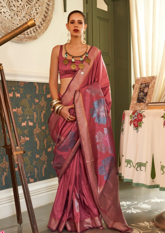 Bollywood actress Kalki Koechlin saree blouse designs online shopping.