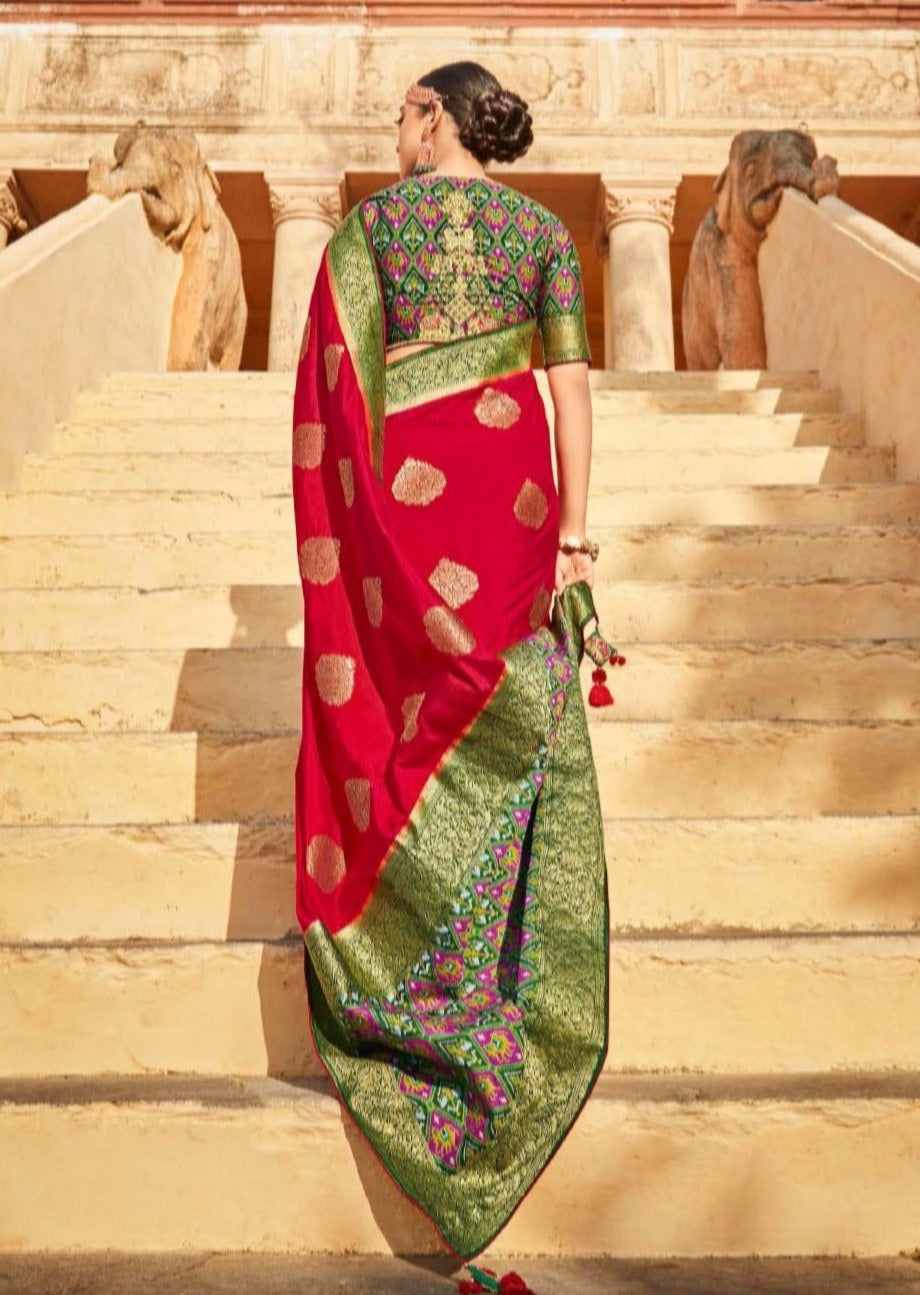 Banarasi patola silk saree online shopping price for wedding.
