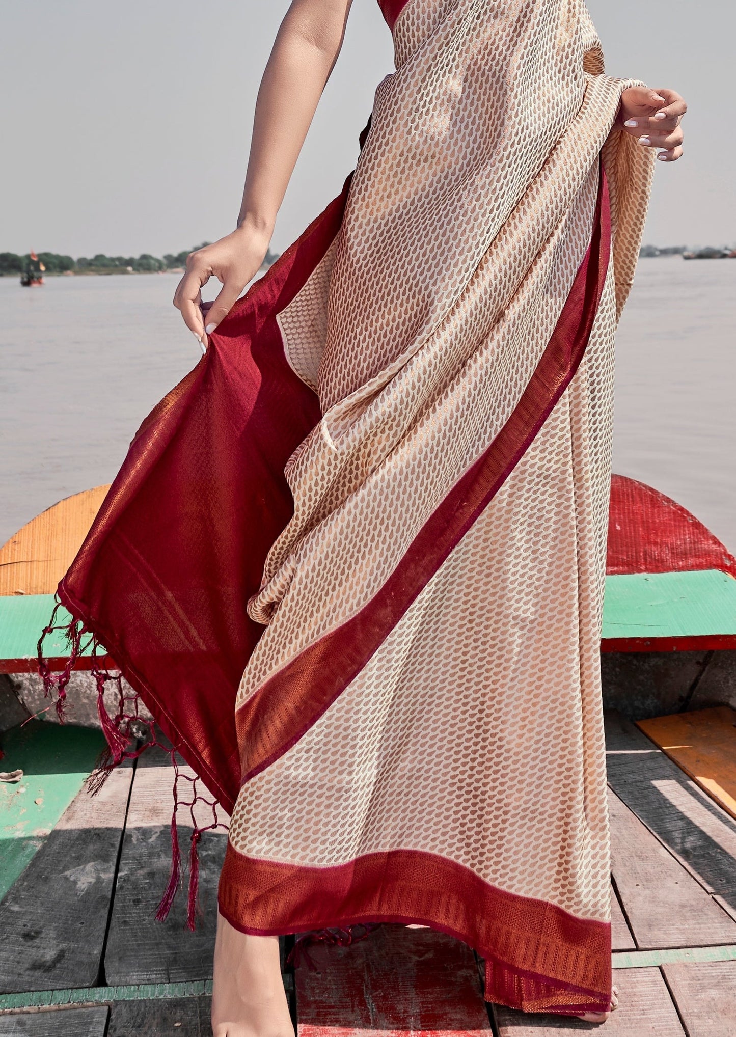 White Kanchipuram Silk Handloom Saree