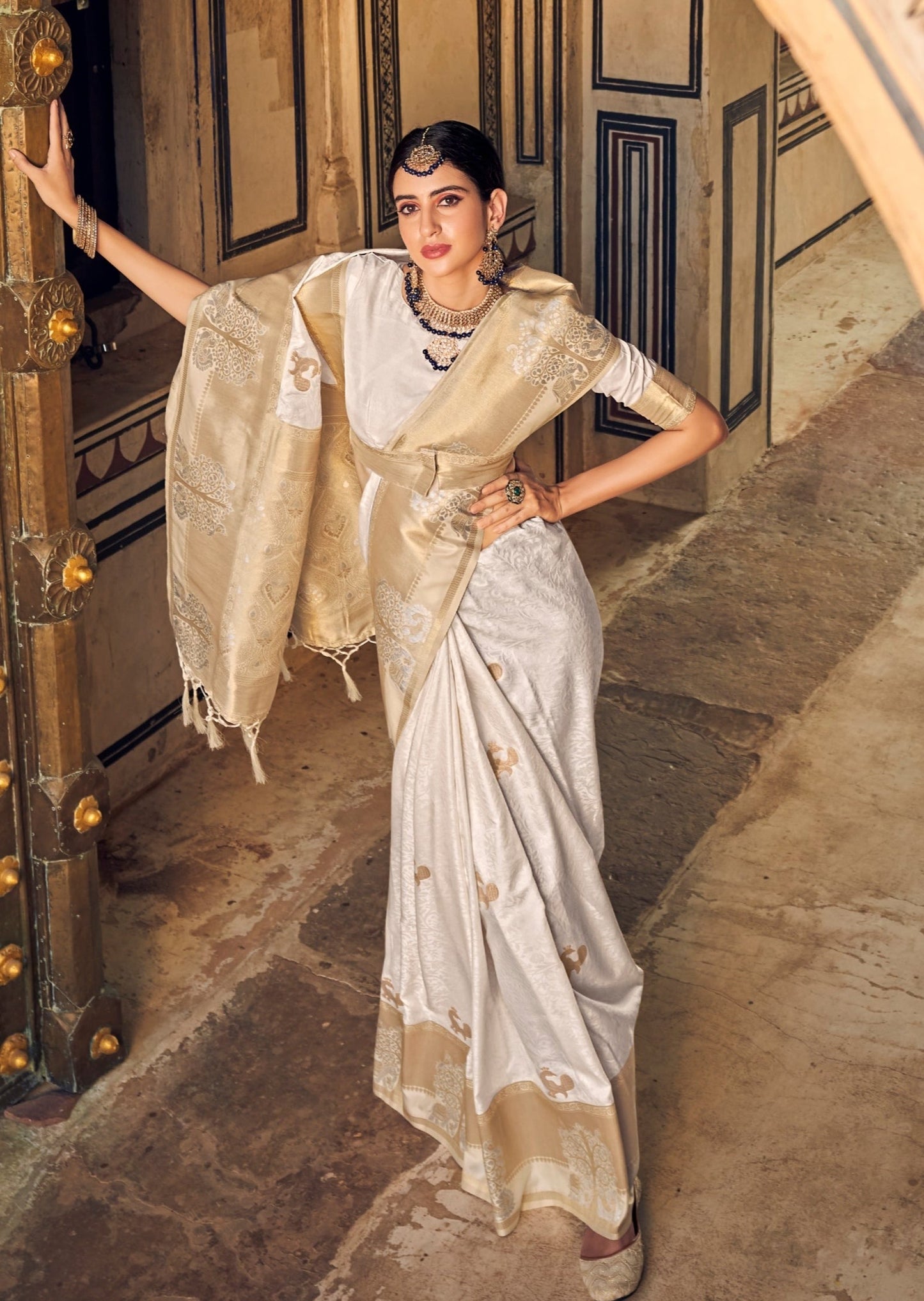 Pure Banarasi Silk Handloom White Saree